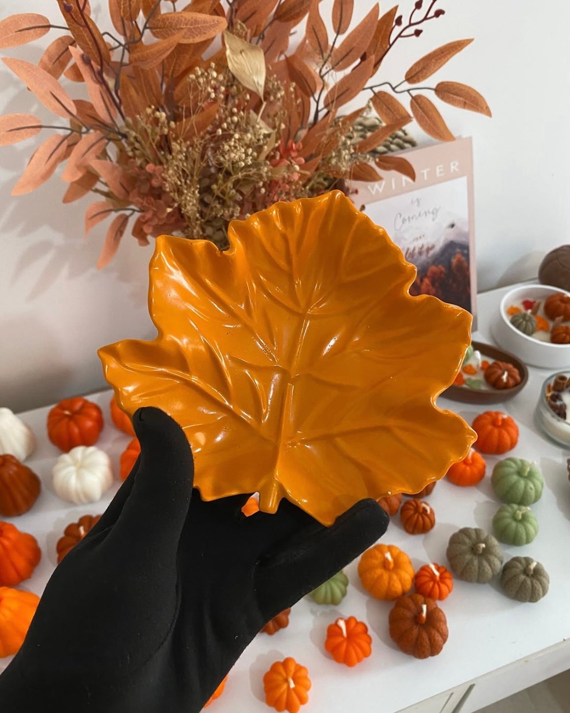 screenshot-9 Autumn leaf - Image 1
